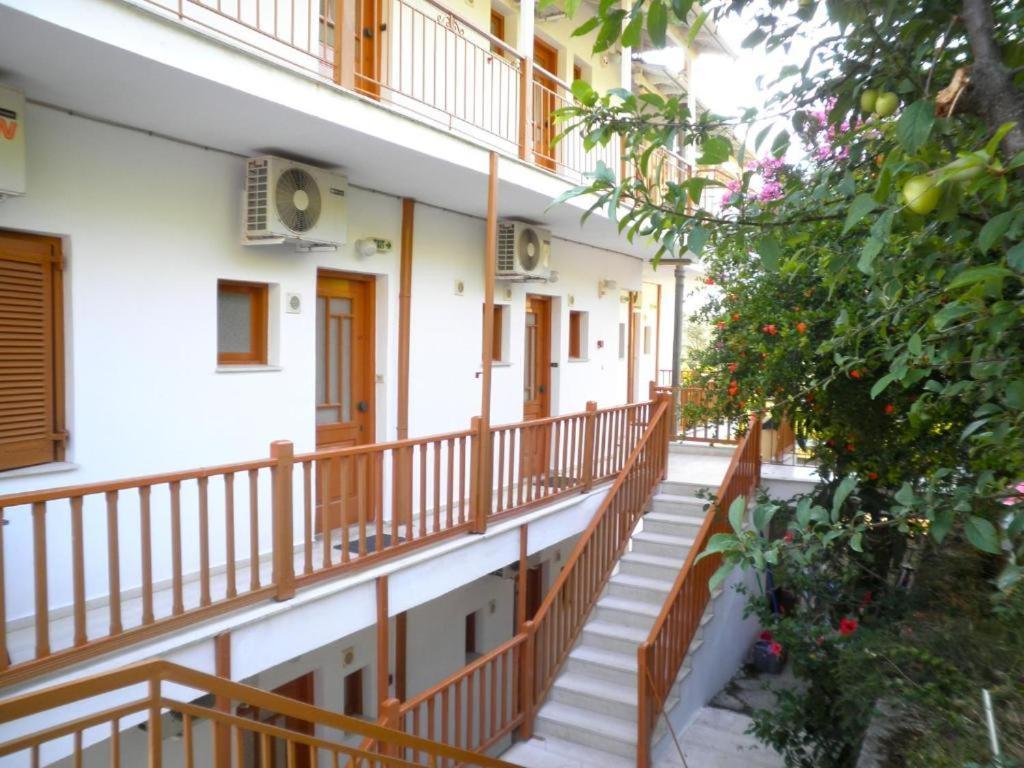 Kostas Studios II 瓦西利基 外观 照片